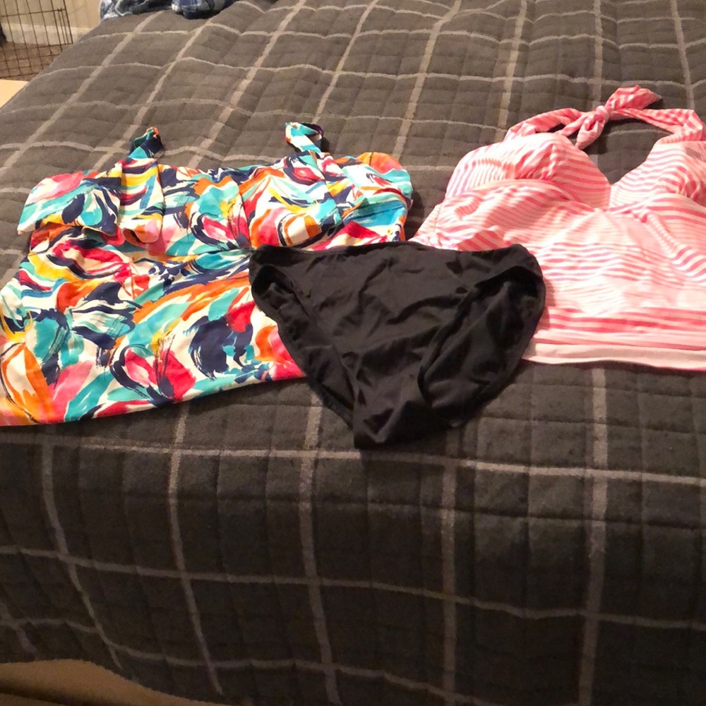 Swim suit